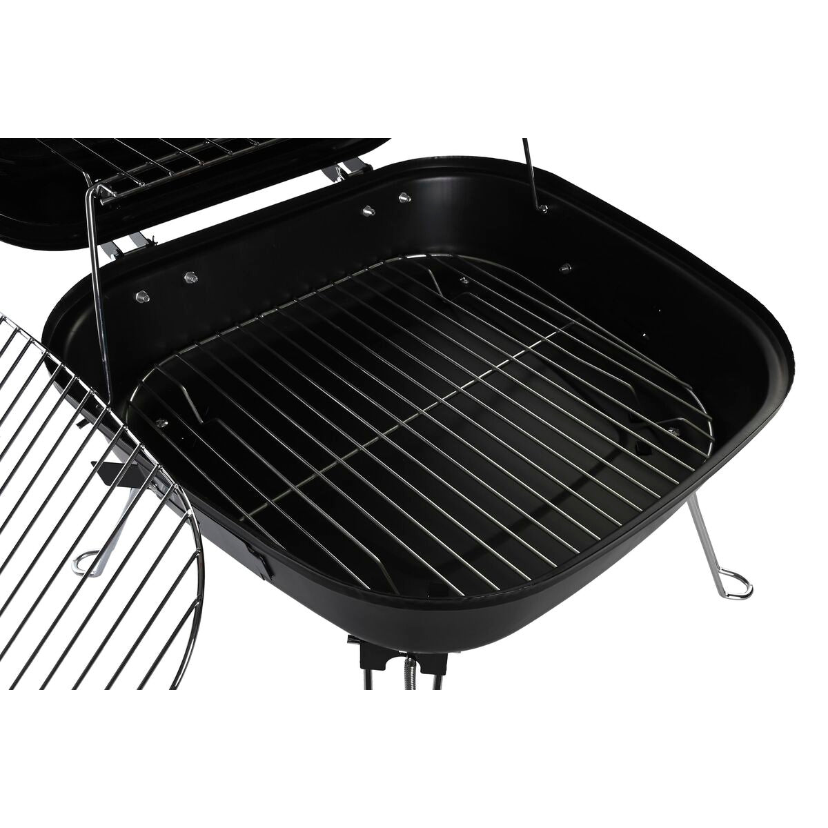 Tragbarer Grill mit Deckel