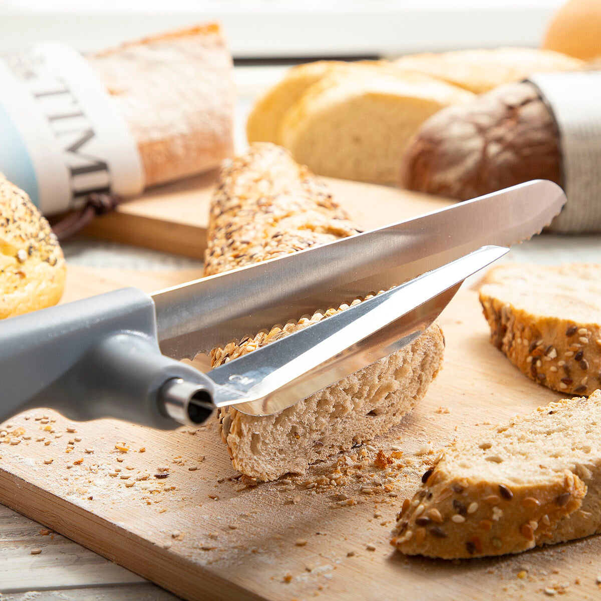 InnovaGoods Brotmesser mit Verstellbarer Schneidführung